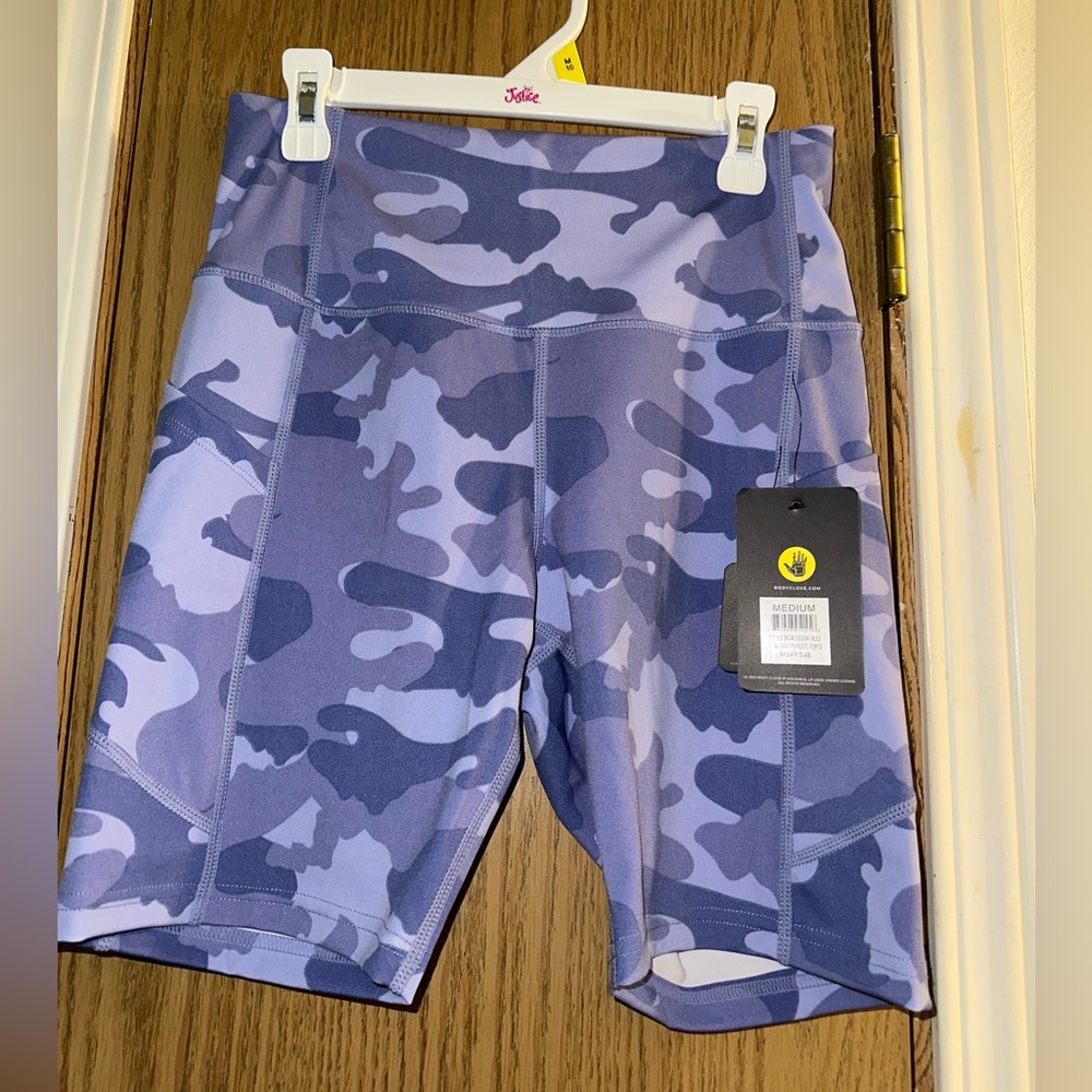 Nwt body glove spandex purple camo with pockets